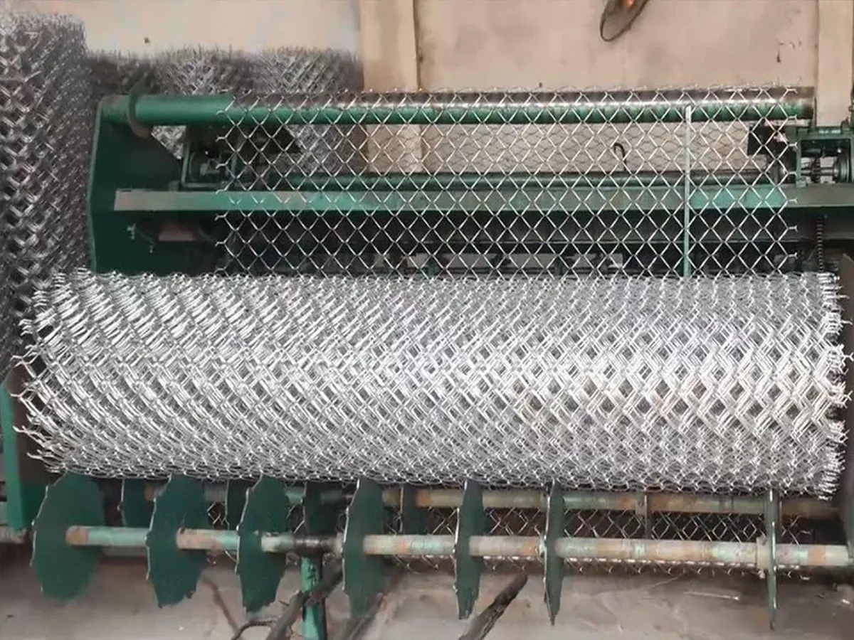 Lưới B40